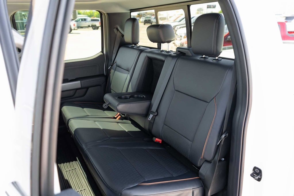 New 2025 Ford F350 Lariat w/ Chrome Package image 15