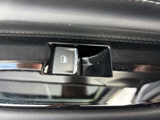 Used 2024 Lincoln Corsair AWD image 19