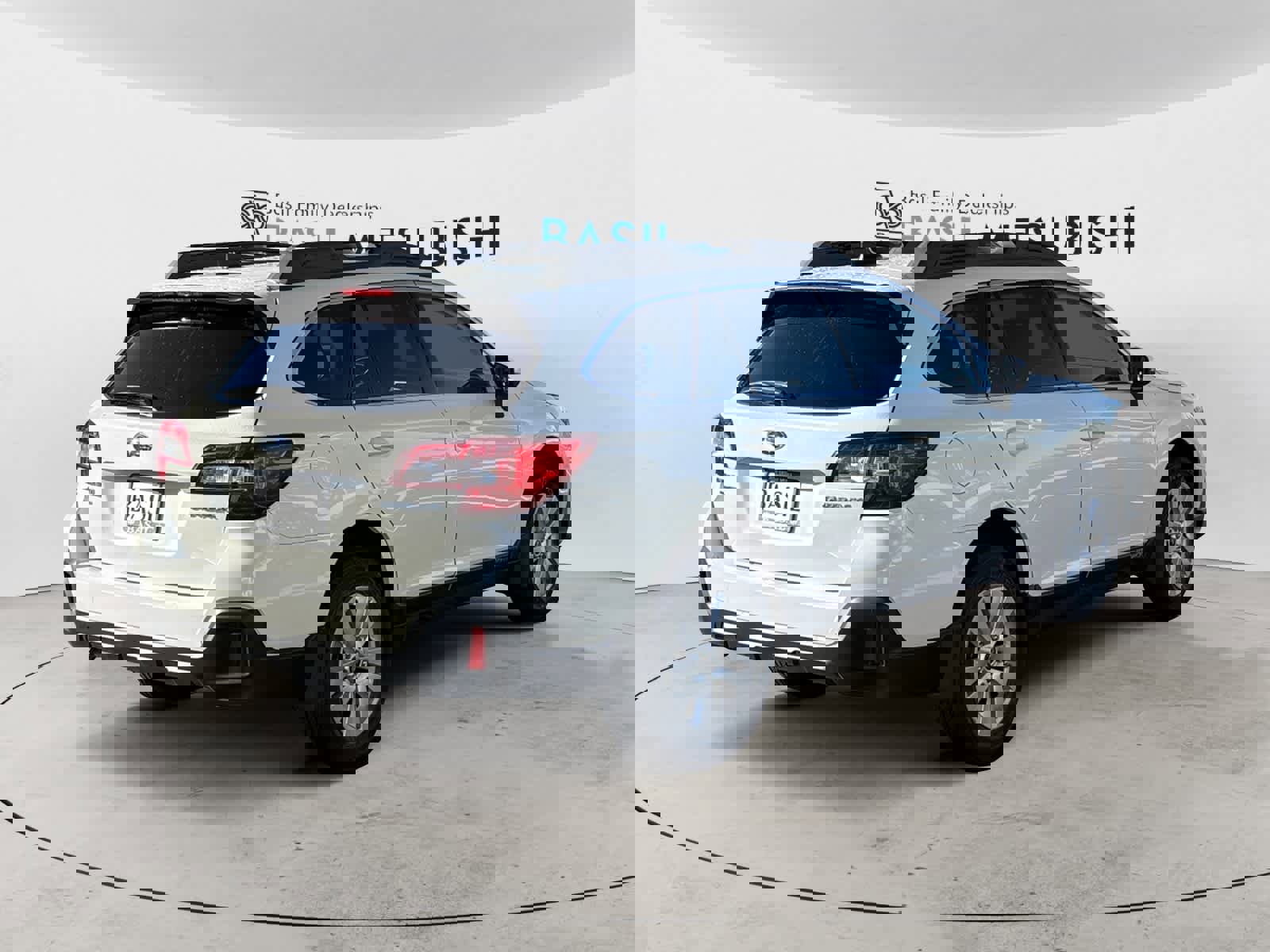 Used 2018 Subaru Outback 2.5i Premium image 5