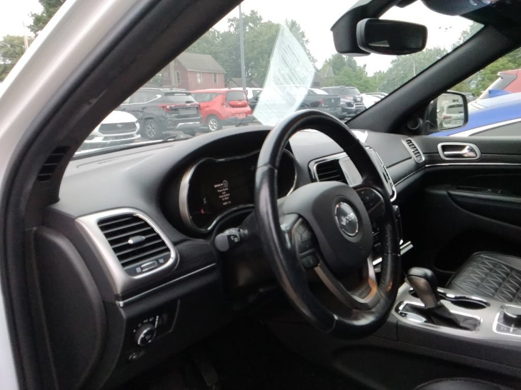 Used 2021 Jeep Grand Cherokee Limited AWD/4WD image 11