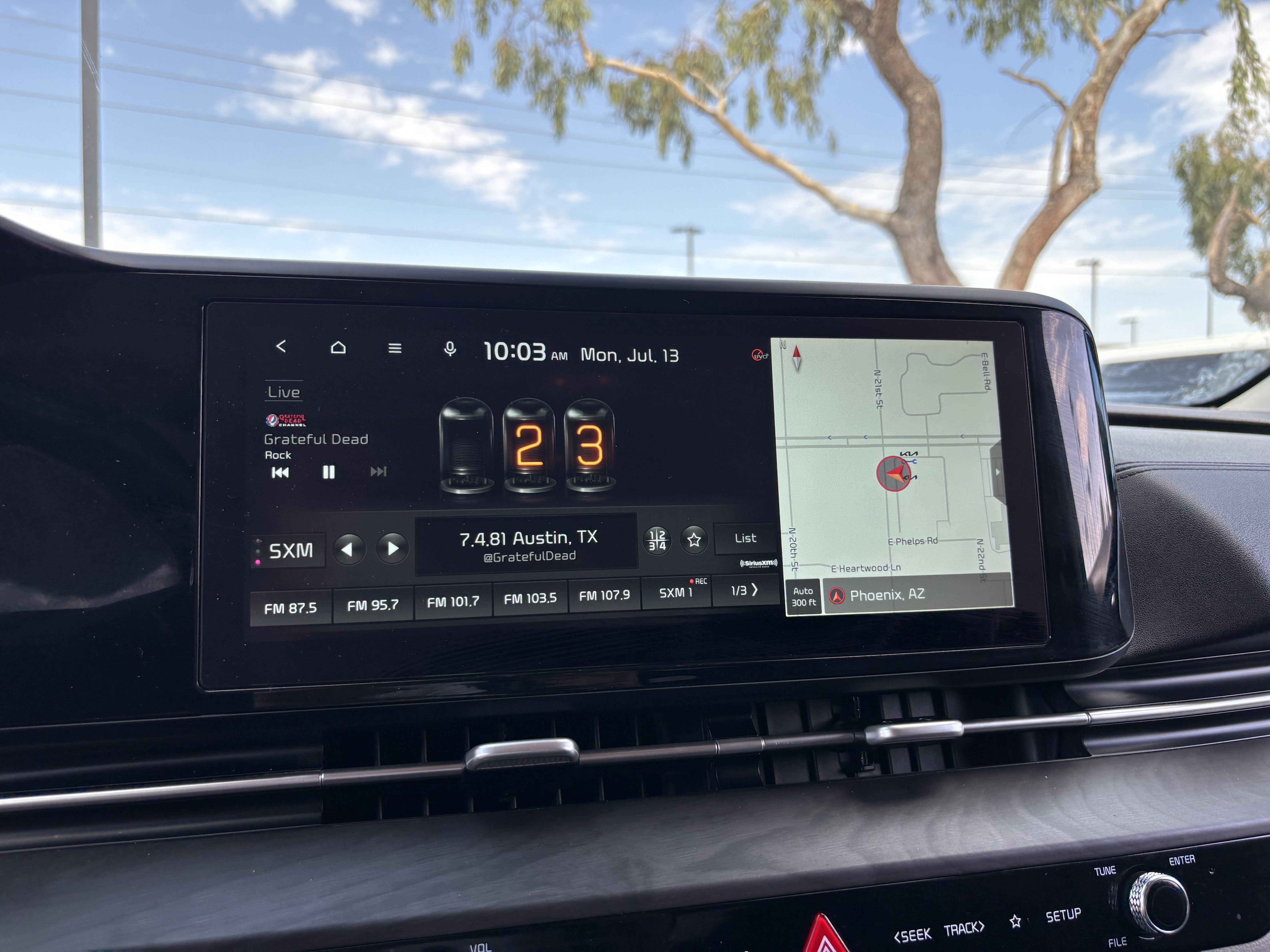Used 2022 Kia Carnival SX FWD image 23