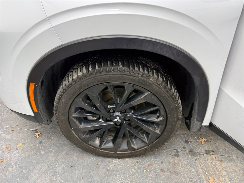 Used 2023 Mitsubishi Outlander SEL Black Edition image 38