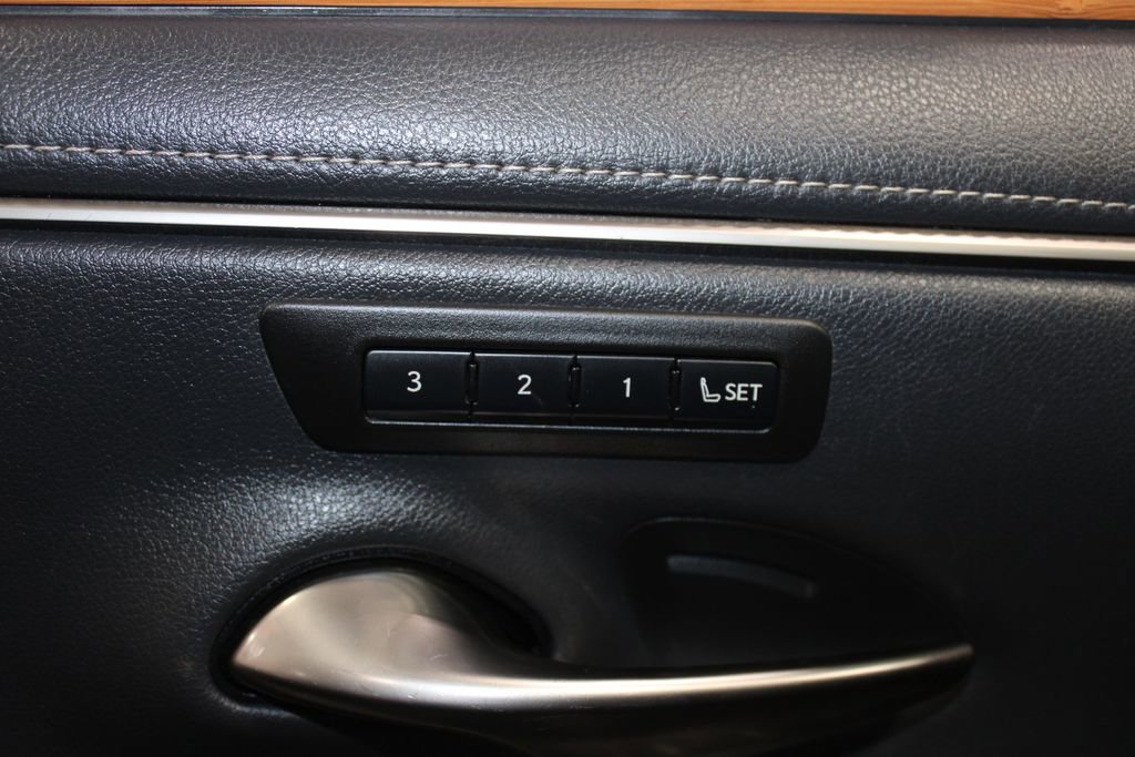 Used 2020 Lexus ES 350 Luxury image 44