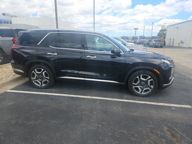 Used 2024 Hyundai Palisade Limited AWD/4WD image 4
