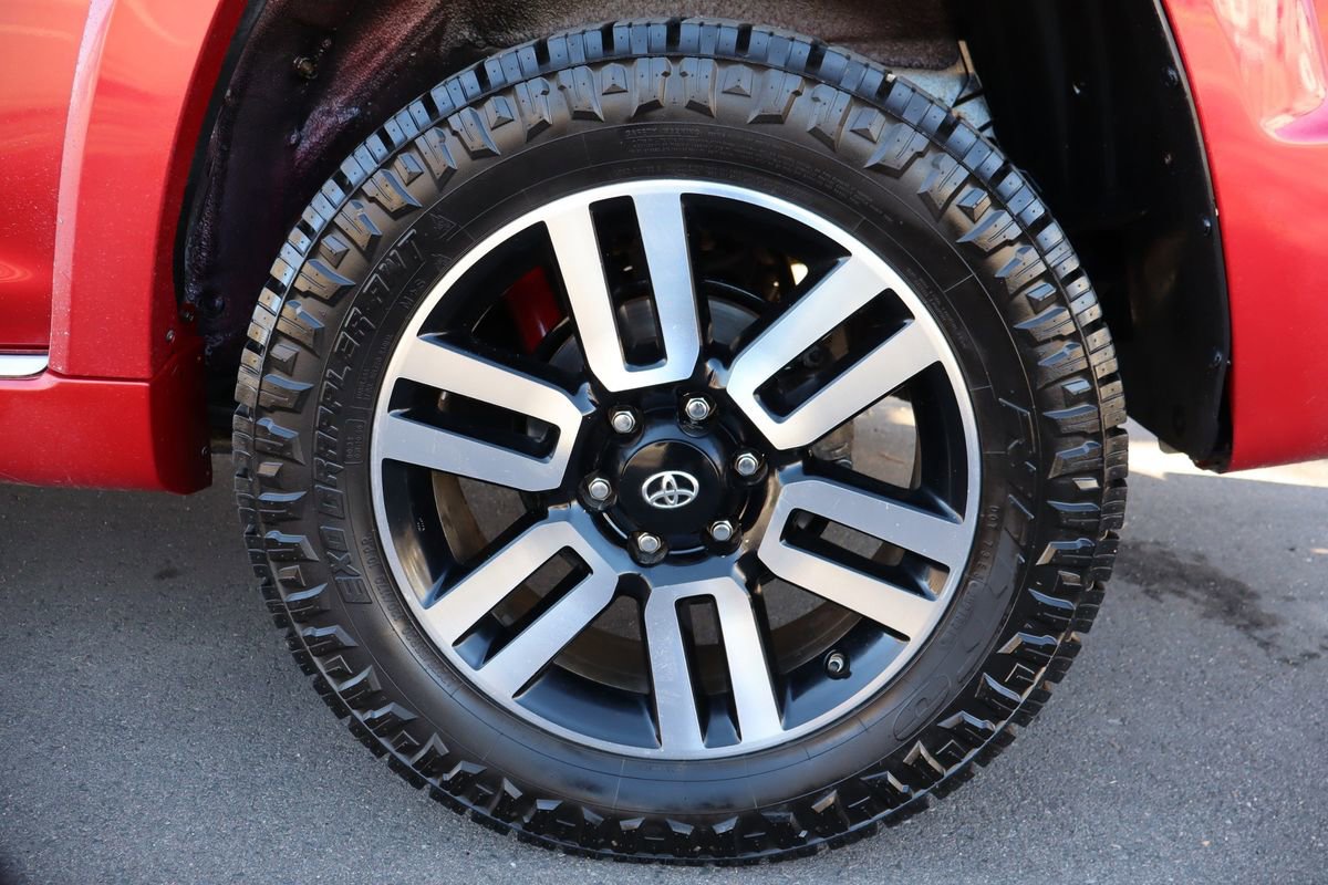 Used 2015 Toyota 4Runner Limited image 44
