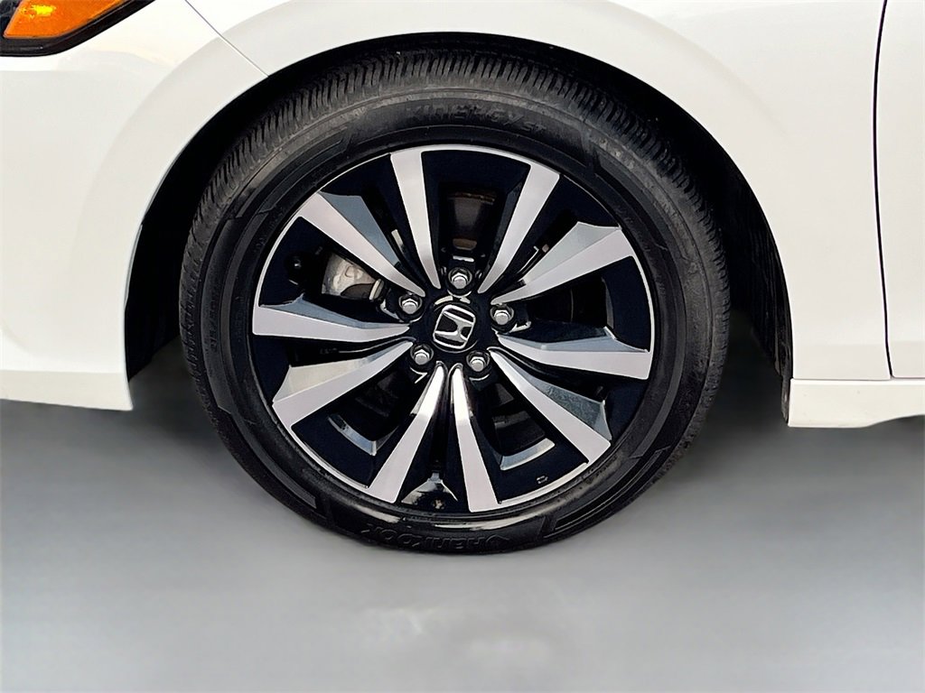 Used 2022 Honda Civic EX-L image 30