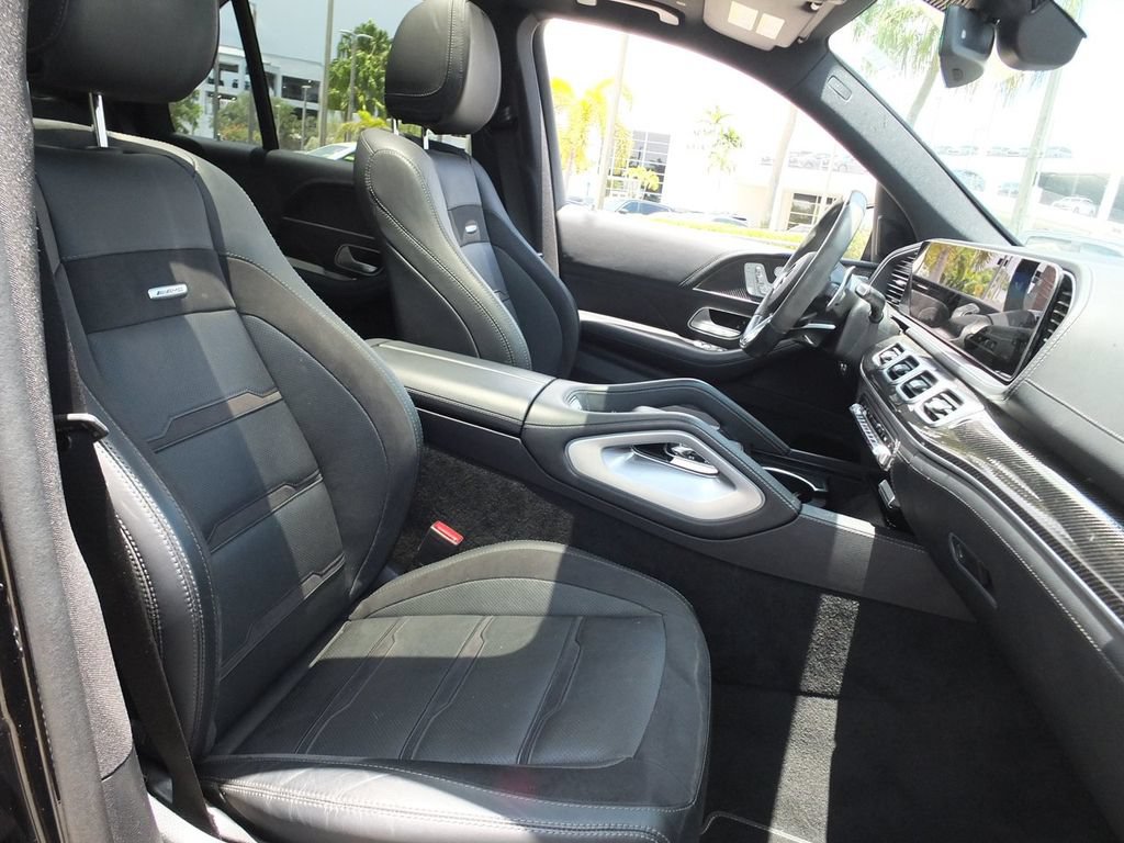 Used 2023 Mercedes-Benz GLE 53 AMG 4MATIC w/ Exterior Lighting Package image 25