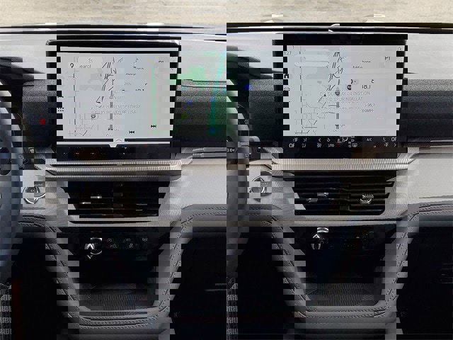 New 2025 Ford Explorer Active w/ Active Comfort Package image 37