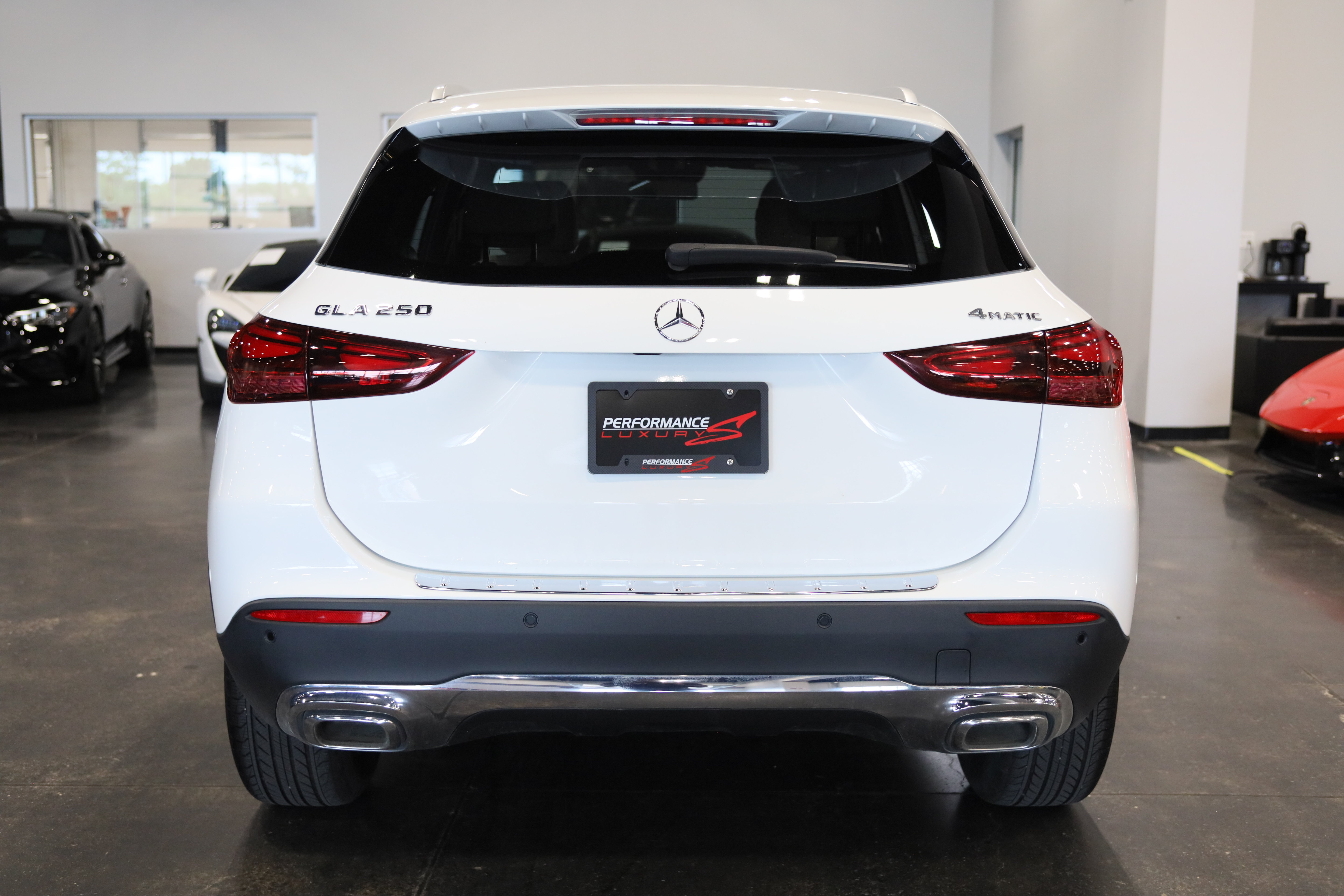 Used 2024 Mercedes-Benz GLA 250 4MATIC image 5