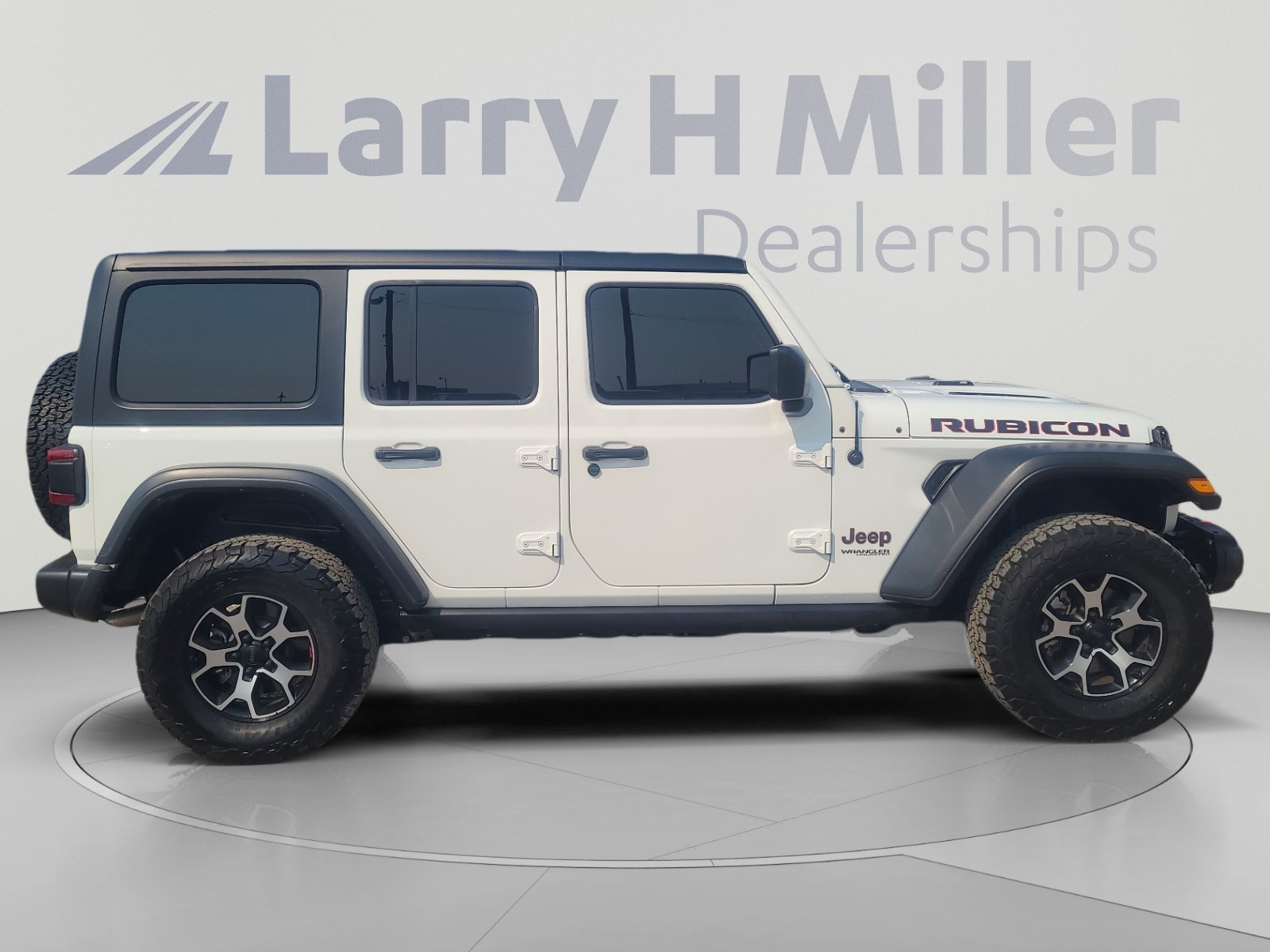 Used 2022 Jeep Wrangler Unlimited Rubicon w/ LED Lighting Group AWD/4WD image 6
