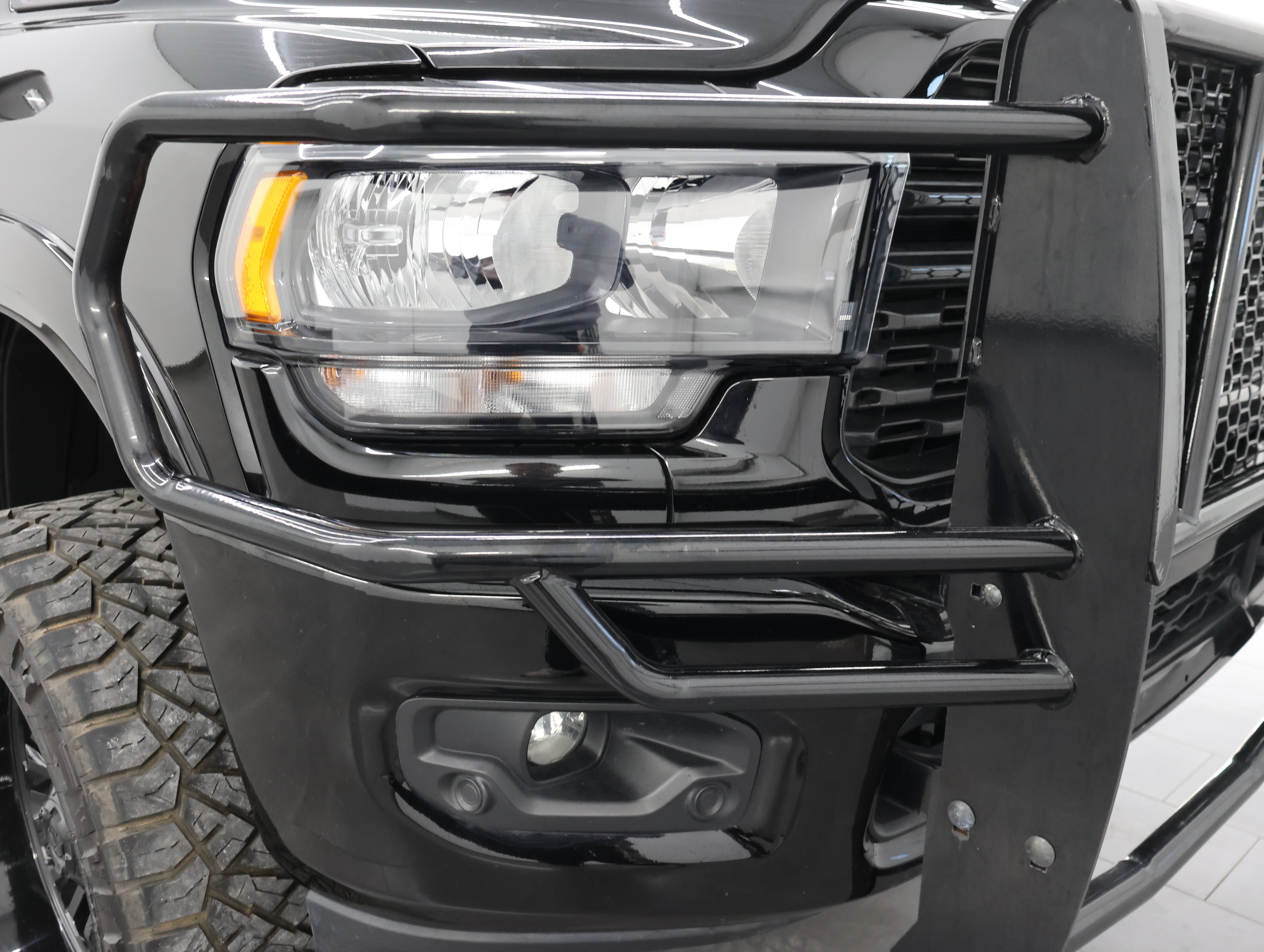 Used 2024 RAM 2500 Big Horn w/ Night Edition AWD/4WD image 23