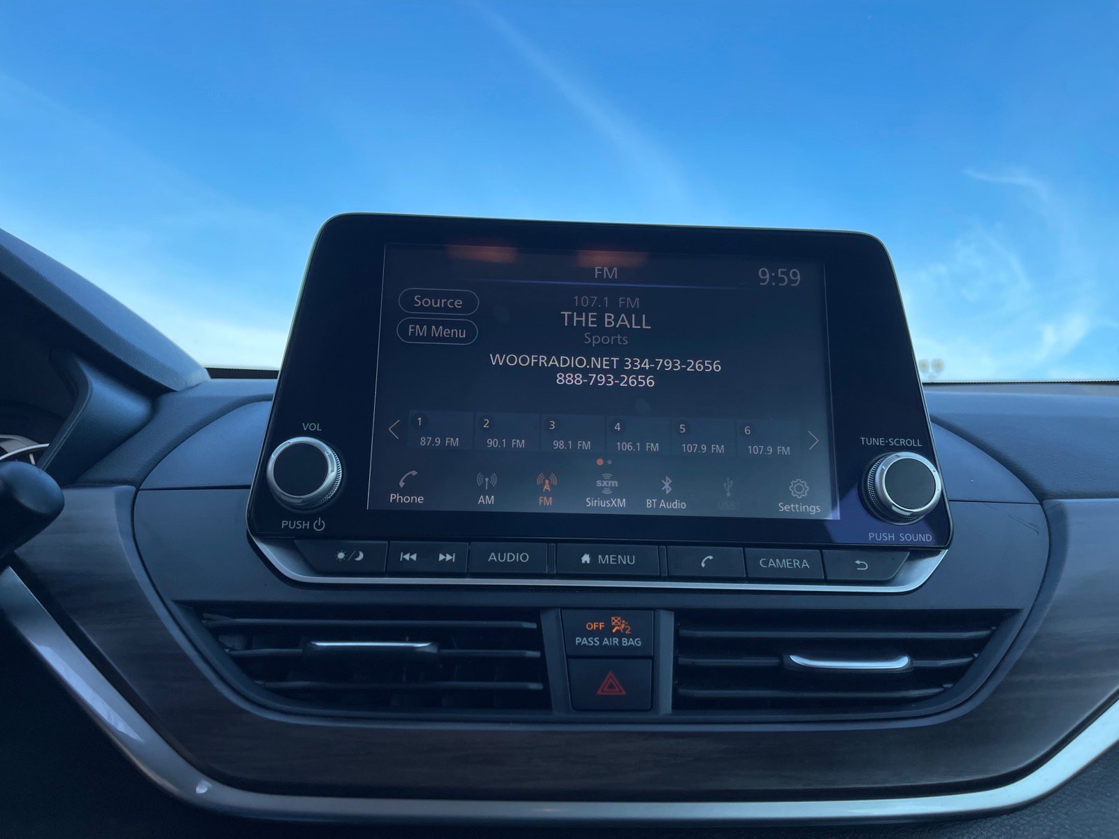 Used 2025 Nissan Altima 2.5 SV image 5