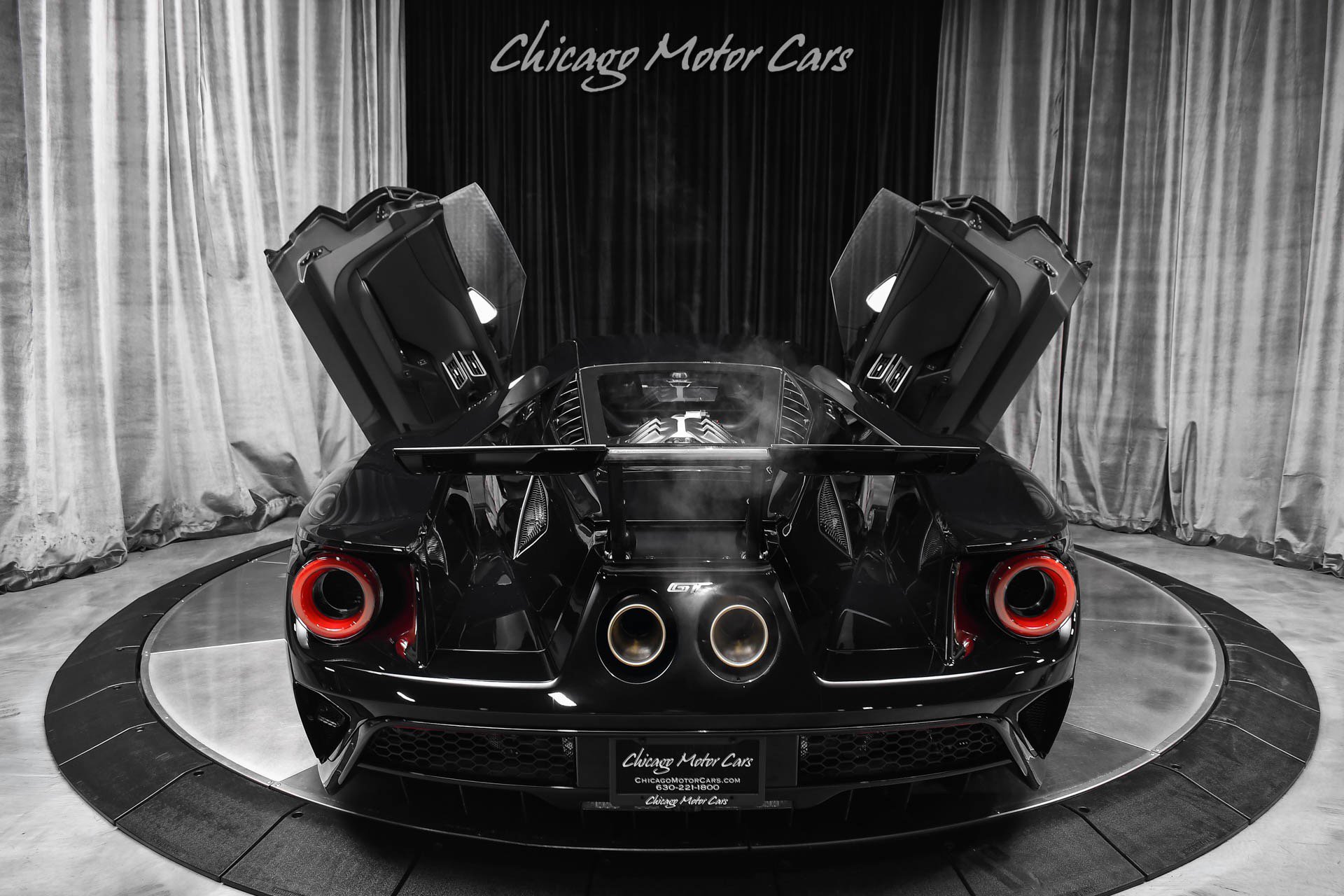 Used 2021 Ford GT RWD image 33