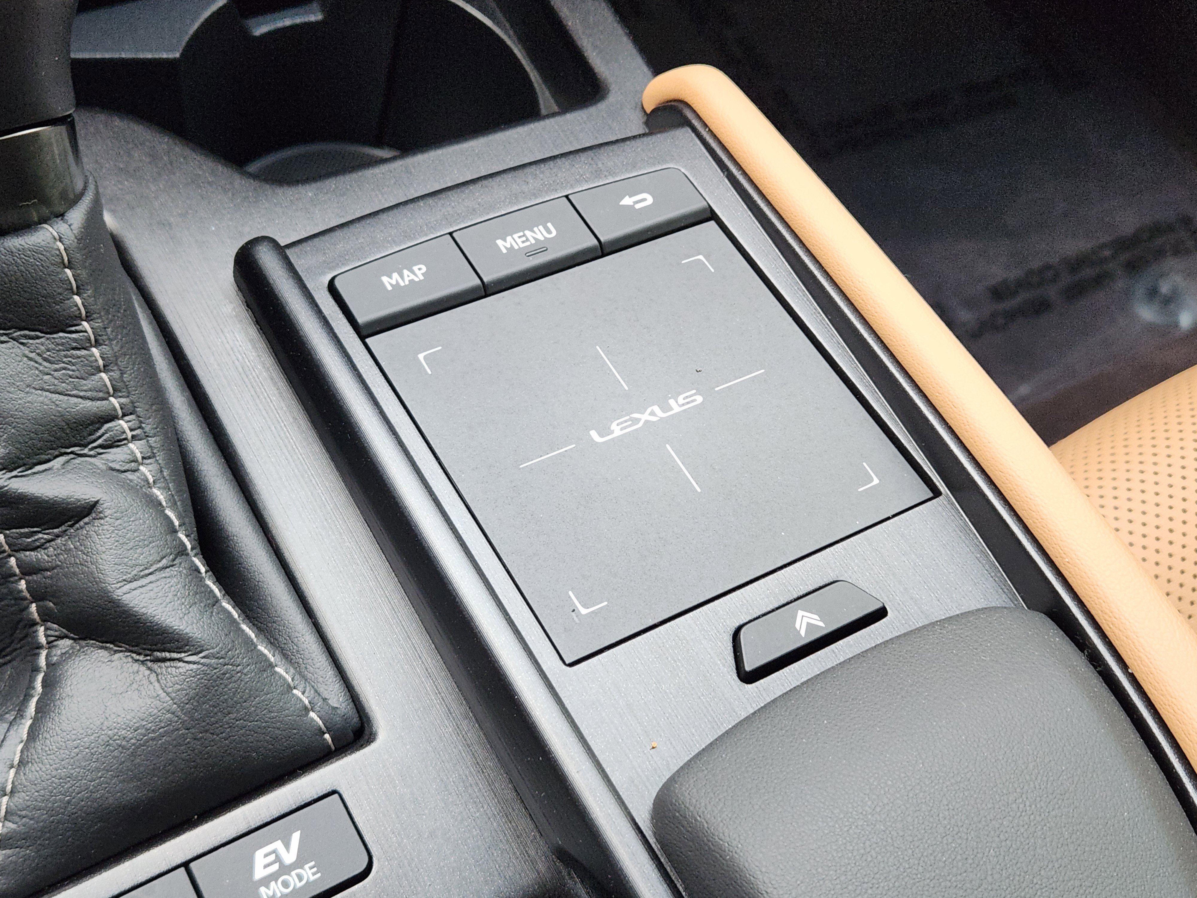 Used 2021 Lexus ES 300h w/ Premium Package image 25