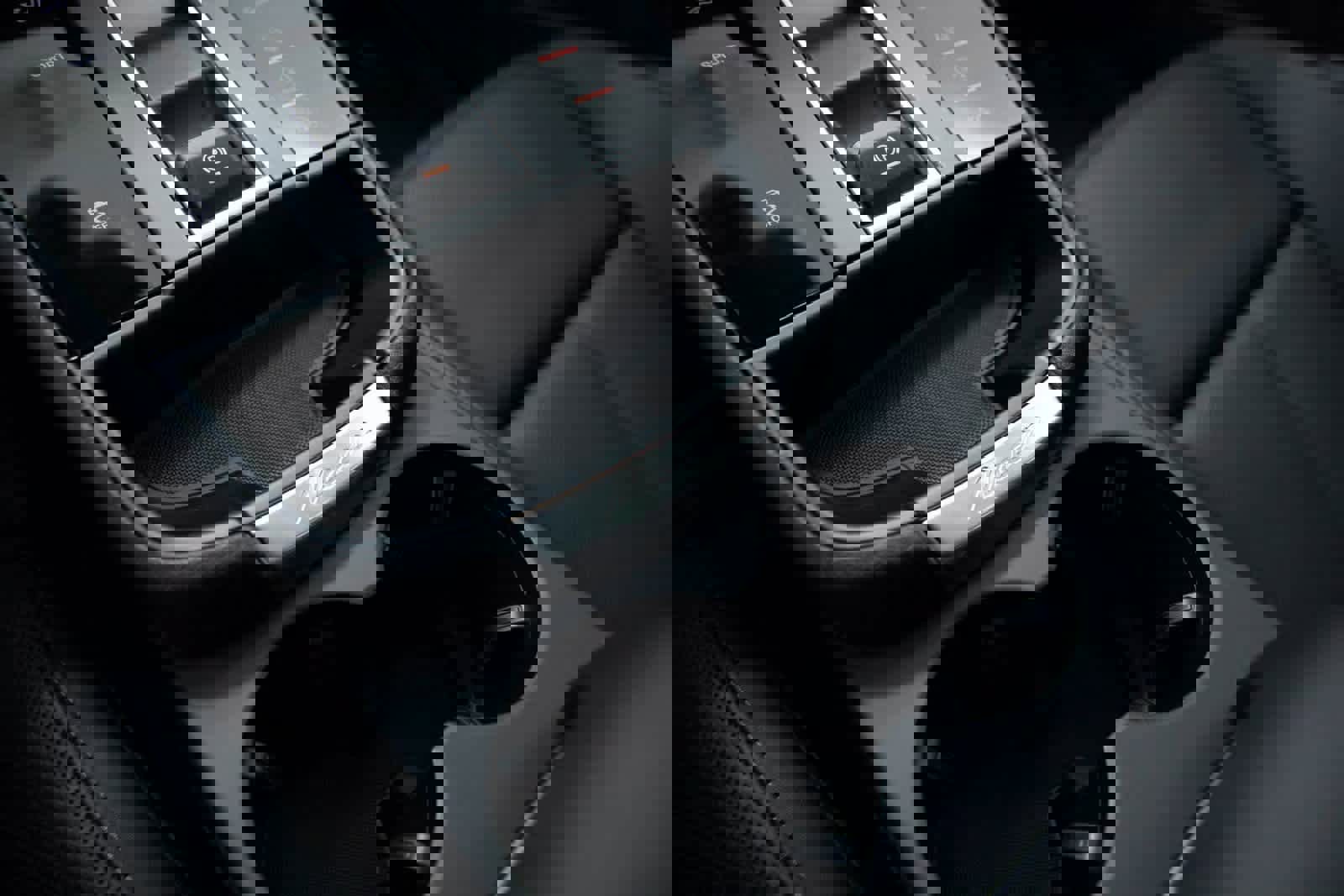 Certified 2025 Porsche Macan image 26