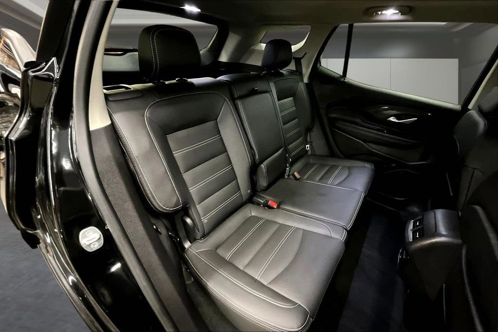 Used 2024 GMC Terrain Denali w/ Black Diamond Edition AWD/4WD image 25