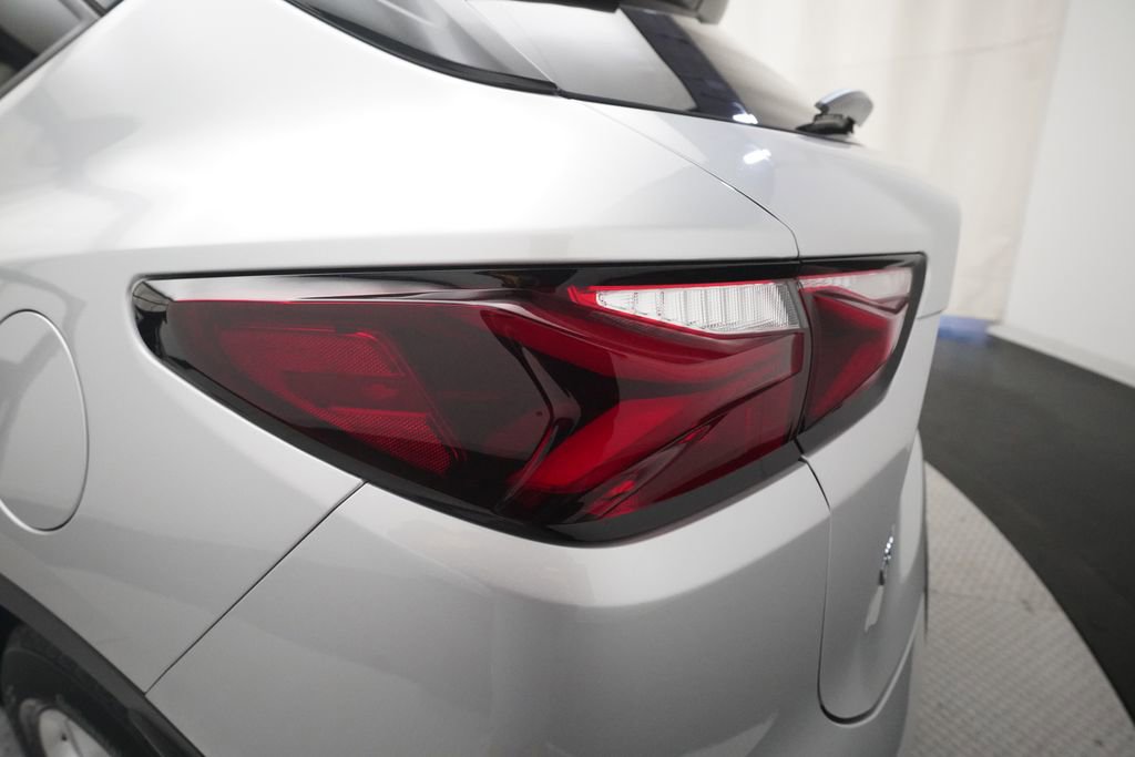 Used 2019 Chevrolet Blazer LT image 32