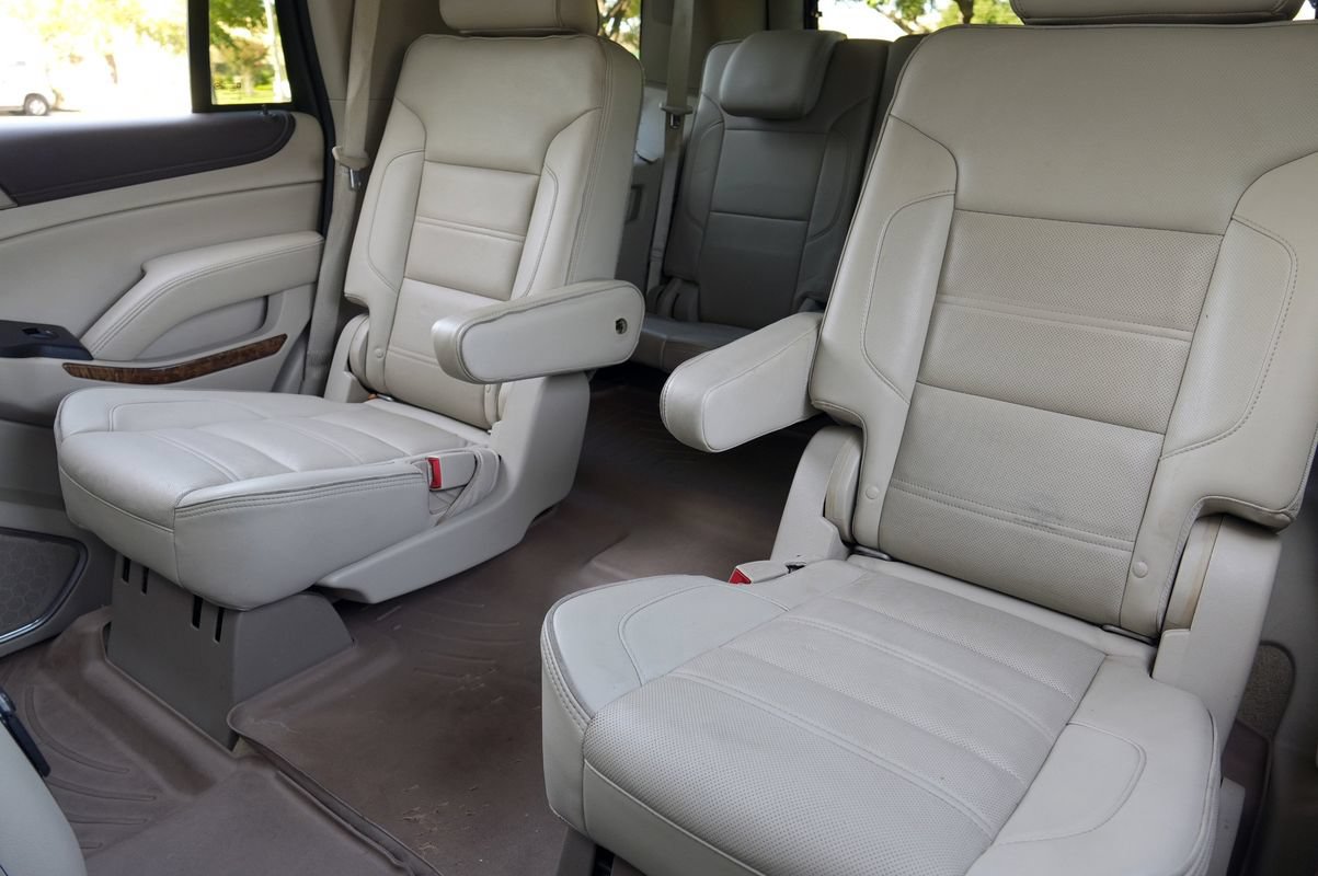Used 2015 GMC Yukon Denali w/ Open Road Package AWD/4WD image 13