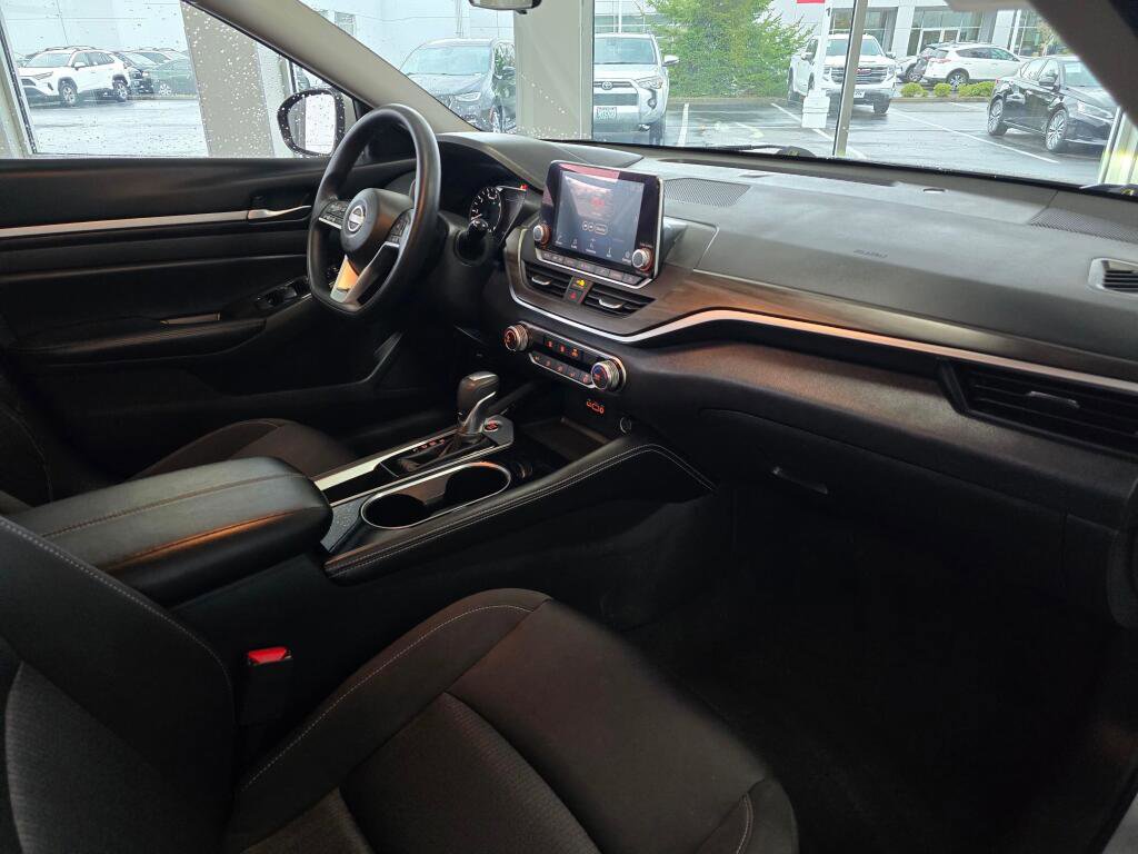 Used 2023 Nissan Altima 2.5 SV image 46