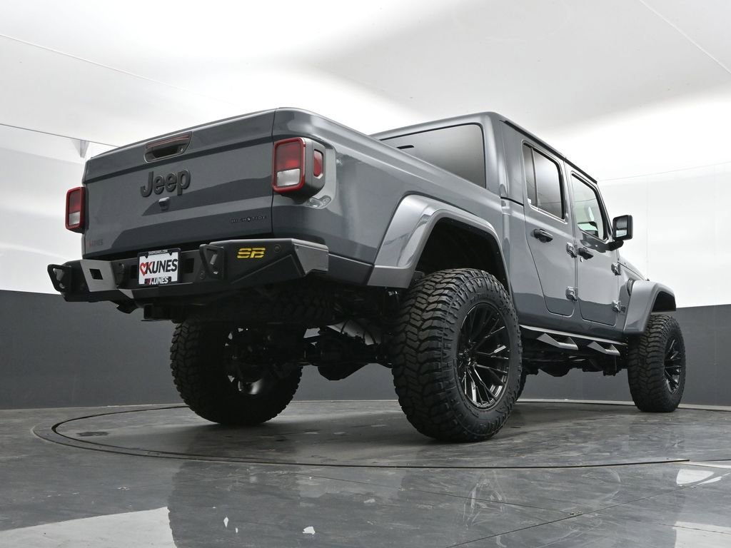 New 2025 Jeep Gladiator Willys image 46