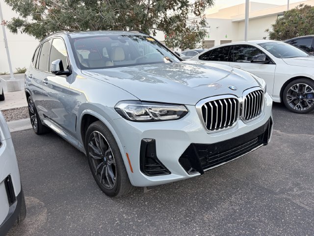 Used 2024 BMW X3 sDrive30i w/ Premium Package RWD image 3