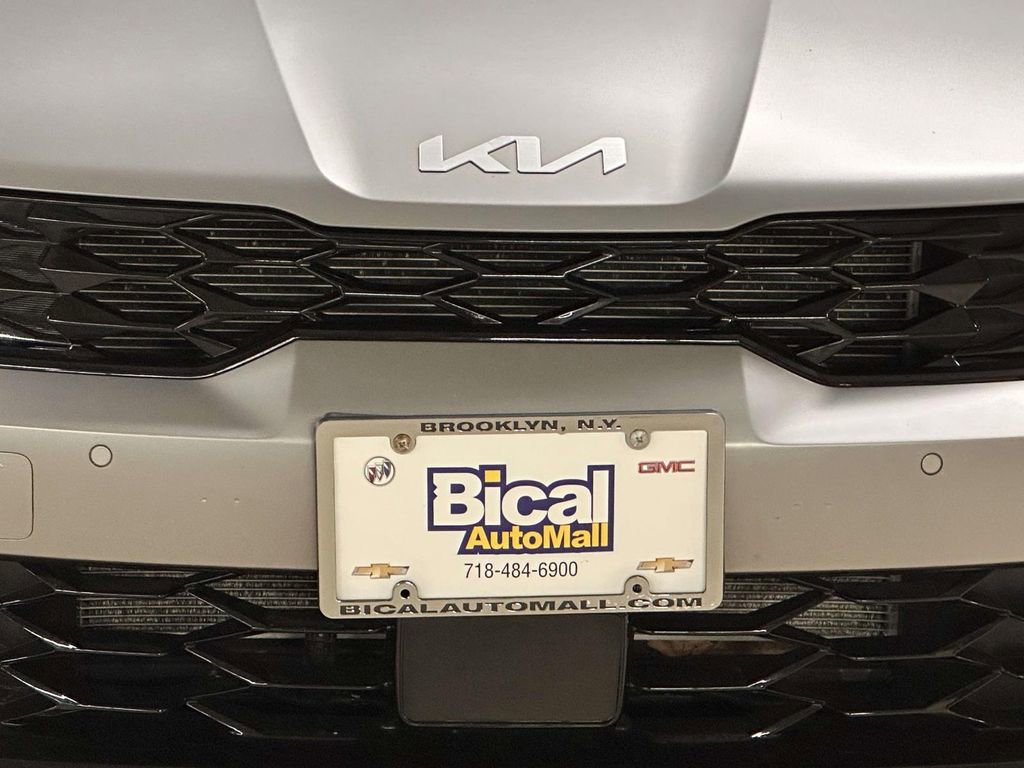 Used 2025 Kia K5 GT-Line w/ GT-Line Premium Package AWD/4WD image 9