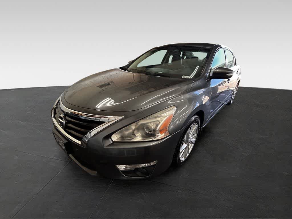 Used 2015 Nissan Altima 2.5 SL w/ Technology Package FWD image 3