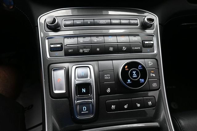 Used 2021 Hyundai Santa Fe Limited AWD/4WD image 41