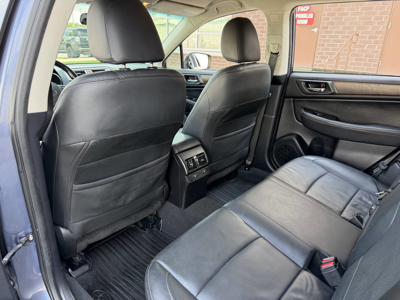 Used 2016 Subaru Outback 2.5i Limited w/ Protection Package #2 AWD/4WD image 32