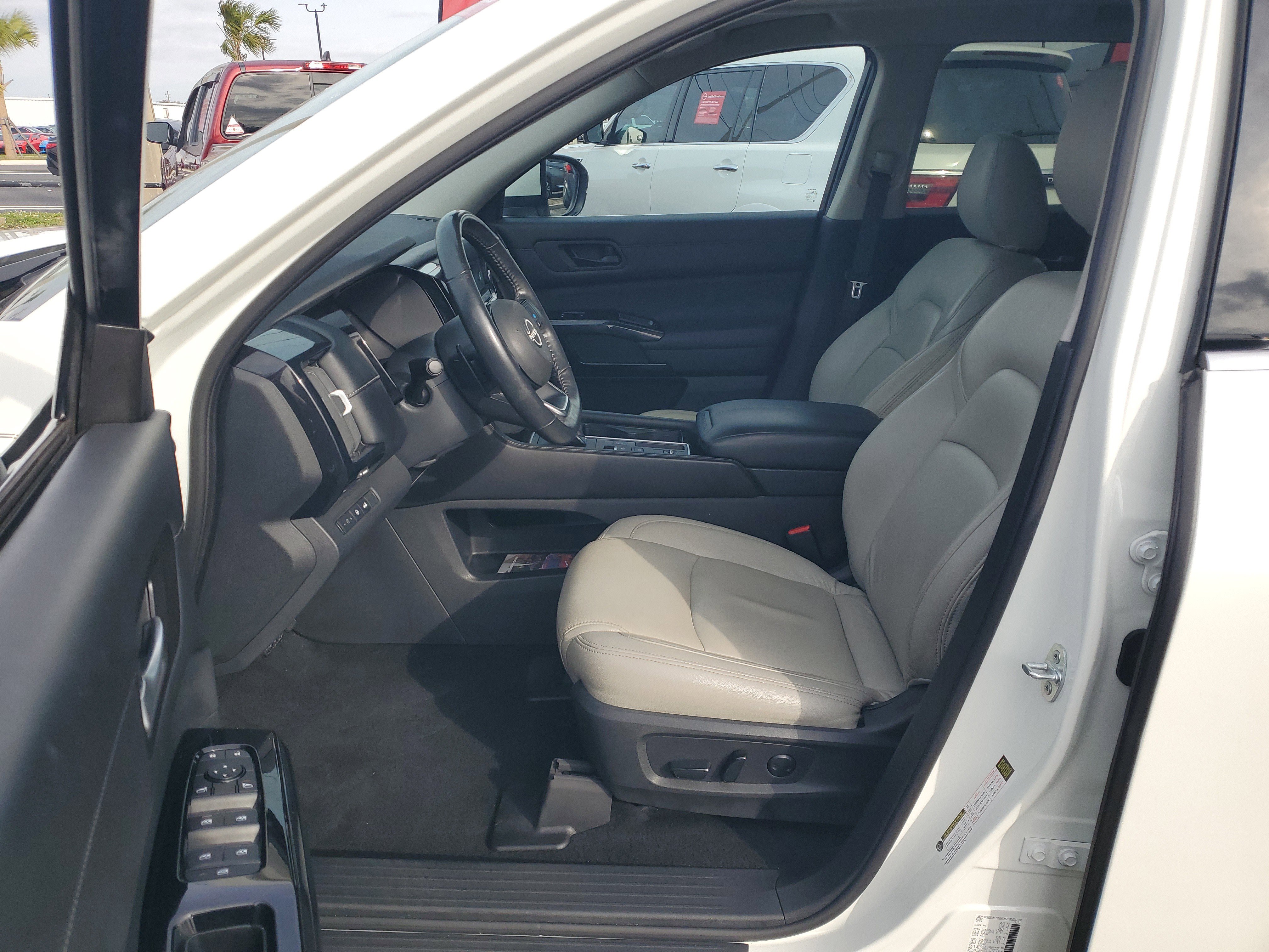 Certified 2022 Nissan Pathfinder SV w/ SV Premium Package image 13