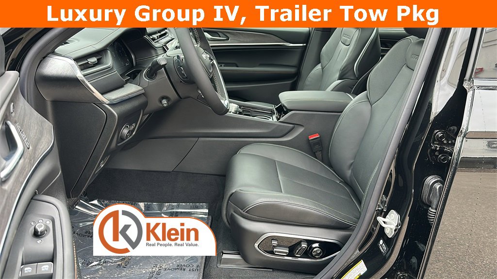 New 2025 Jeep Grand Cherokee L Overland w/ Luxury Tech Group IV image 13
