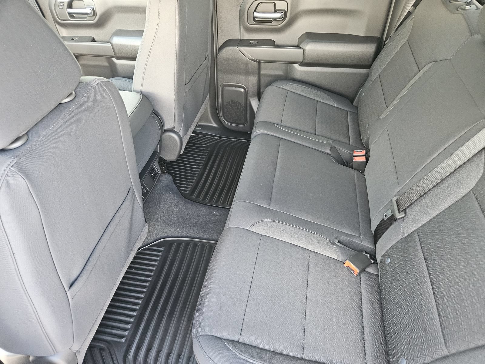 New 2026 Chevrolet Silverado 1500 Custom Trail Boss w/ LPO, Dark Essentials Package AWD/4WD image 27