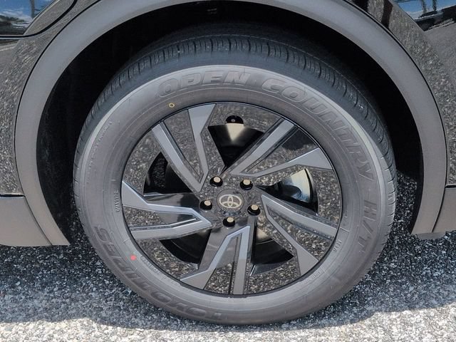 New 2026 Toyota C-HR AWD/4WD image 11