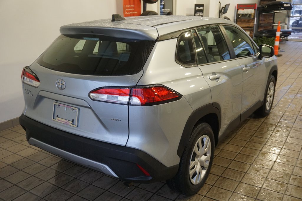 Certified 2023 Toyota Corolla Cross L image 13