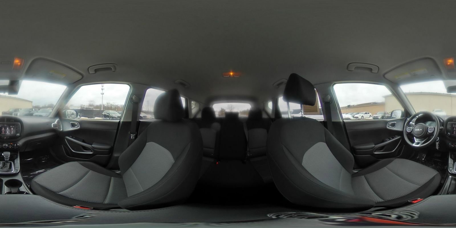 Used 2025 Kia Soul LX w/ LX Technology Package image 40