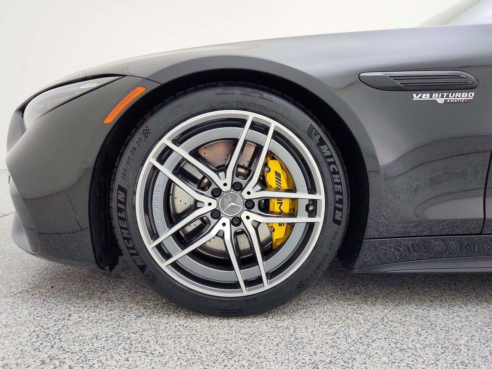 Certified 2022 Mercedes-Benz SL 55 AMG 4MATIC image 33