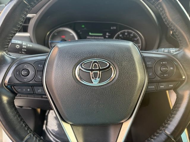 Used 2021 Toyota Venza XLE w/ Carpet Mat Package (TMS) AWD/4WD image 16