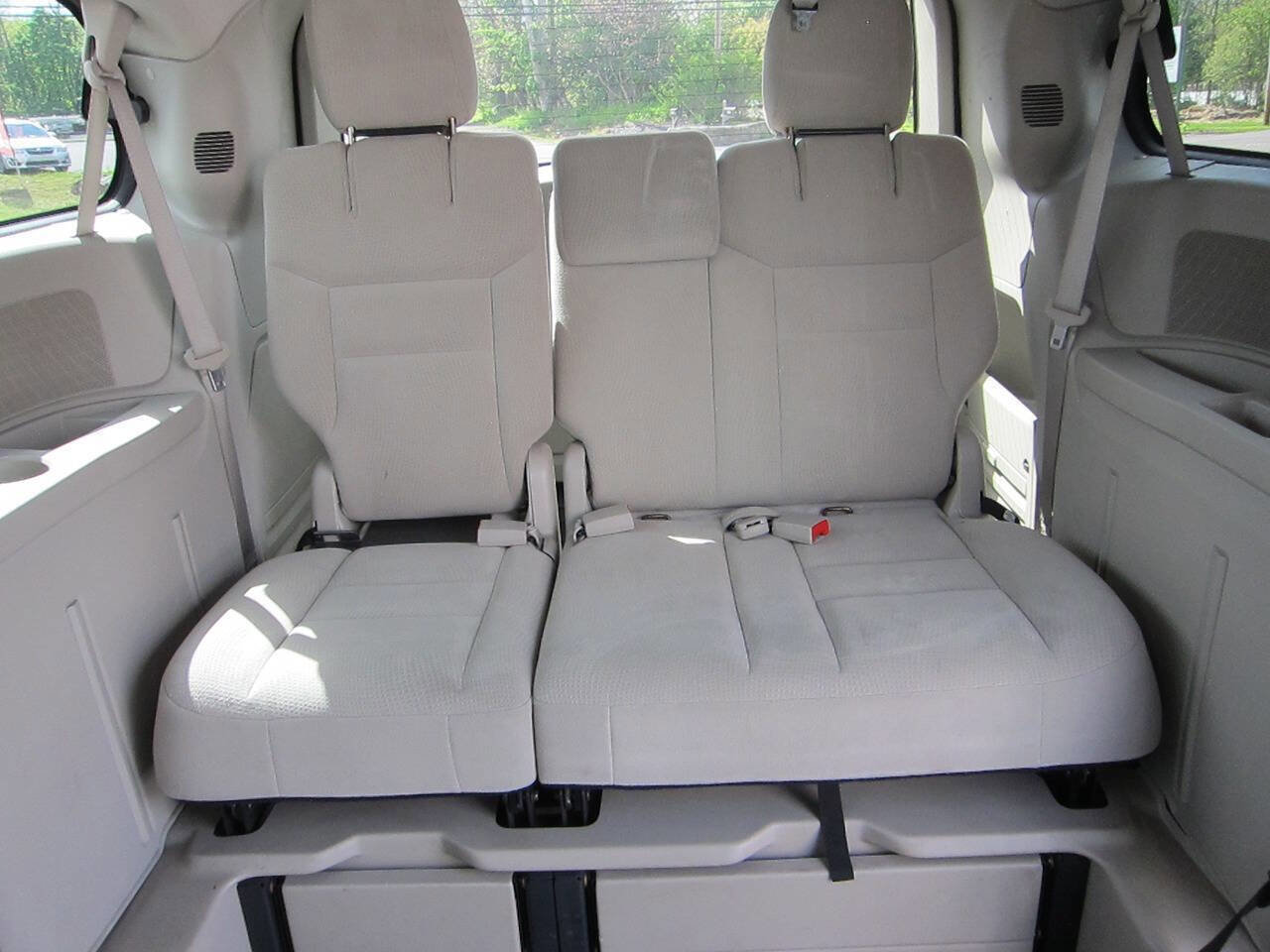 Used 2015 Dodge Grand Caravan SE w/ Quick Order Package 29E SE FWD image 21