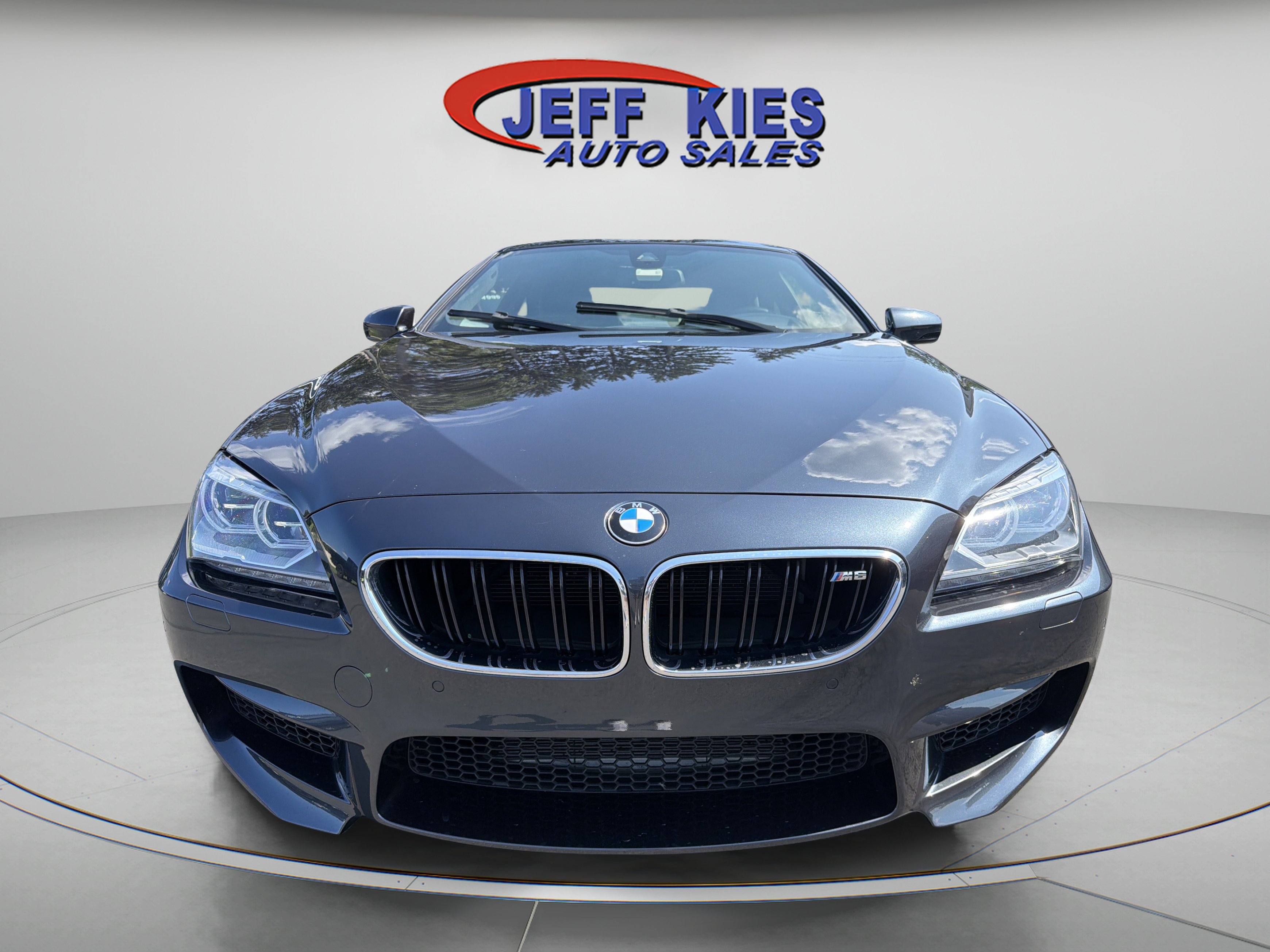 Used 2013 BMW M6 Coupe RWD image 2
