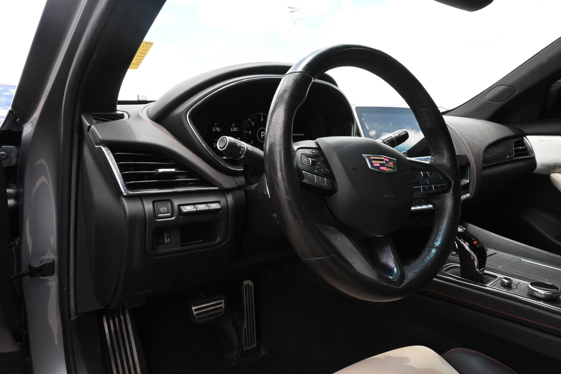 Certified 2023 Cadillac CT5 Sport RWD image 16