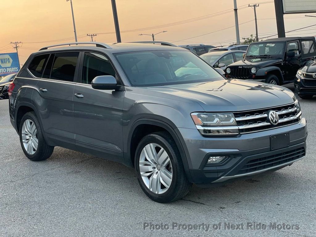 Used 2019 Volkswagen Atlas SE w/ Panoramic Sunroof Package image 4