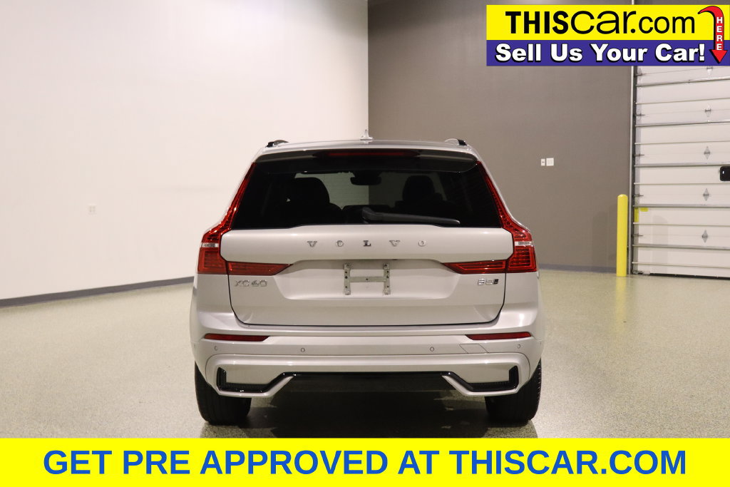 Used 2025 Volvo XC60 B5 Plus AWD/4WD image 7