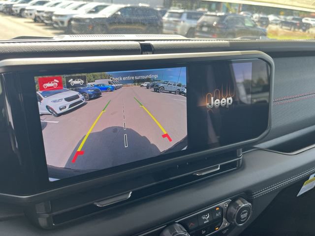 New 2025 Jeep Wrangler Rubicon AWD/4WD image 35