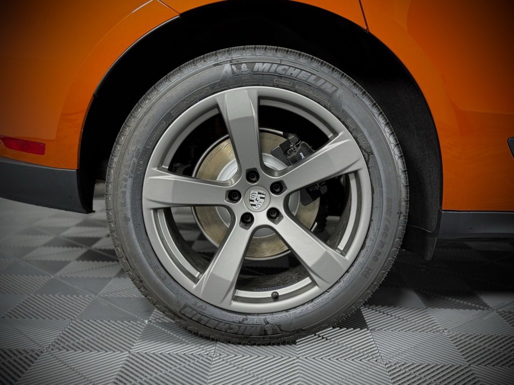 New 2025 Porsche Macan image 20