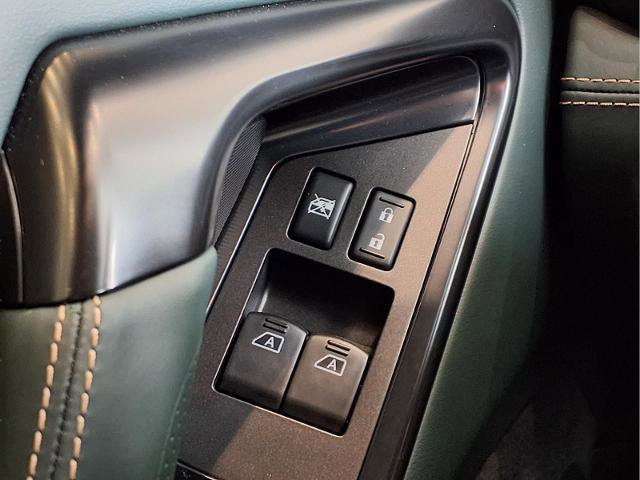 Certified 2024 Nissan GT-R w/ Floor Mat Package image 24