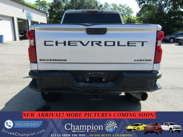 Used 2022 Chevrolet Silverado 2500 Custom w/ Custom Value Package AWD/4WD image 5