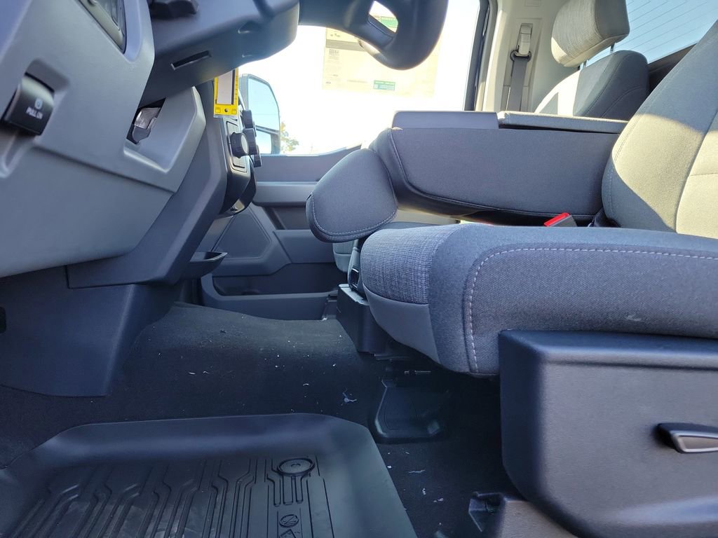 New 2026 Ford F450 XLT w/ 360-Degree Camera Package image 18