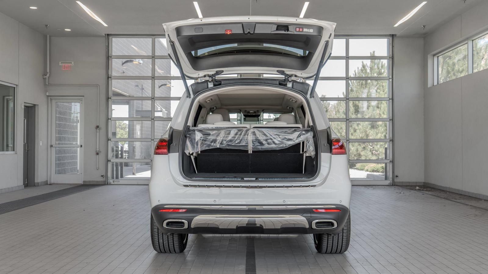 New 2026 Mercedes-Benz GLS 450 4MATIC image 16