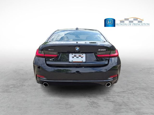 Used 2023 BMW 330i xDrive Sedan w/ Premium Package AWD/4WD image 5