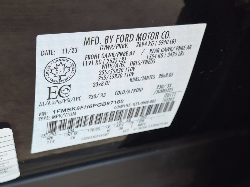 Used 2023 Ford Explorer Limited w/ Class IV Trailer Tow Package AWD/4WD image 27